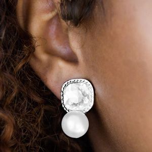 Gatsby Gleam - White Clip-On